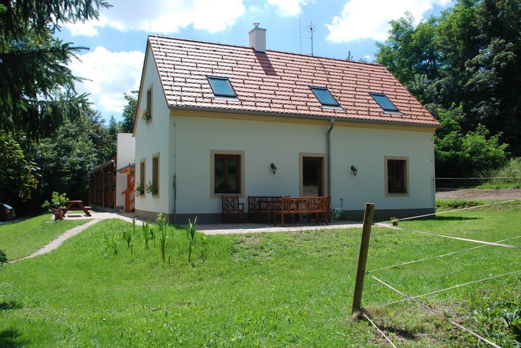 Penzion Staj Navary Apartment Luaran gambar