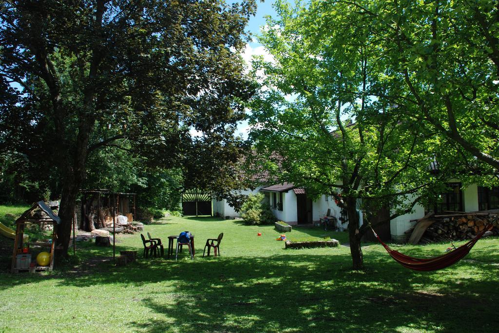 Penzion Staj Navary Apartment Luaran gambar